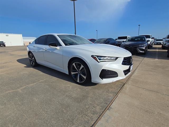 Used 2025 Acura TLX w/ Technology Package FWD image 2