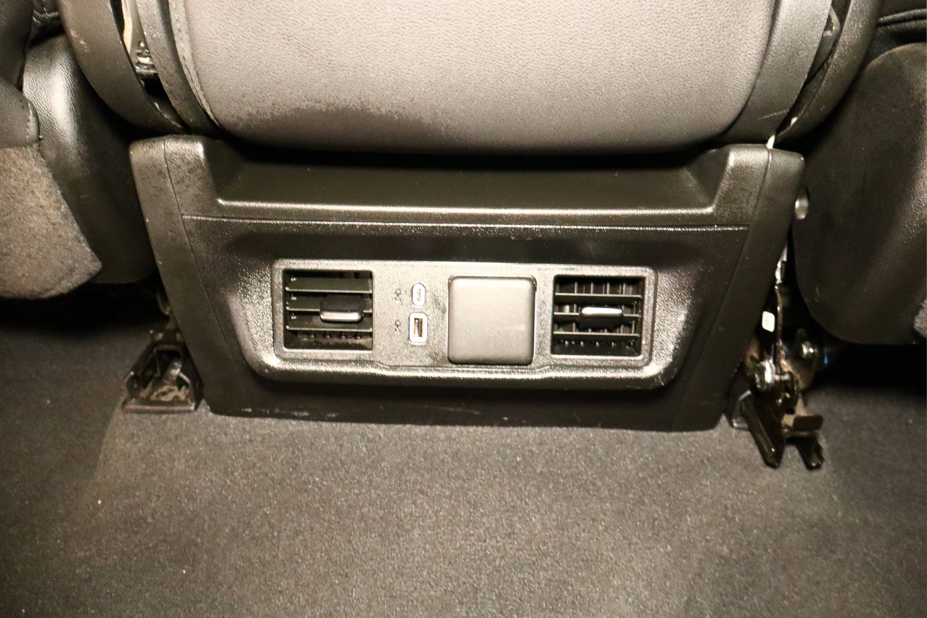 Used 2024 GMC Sierra 1500 SLT image 36