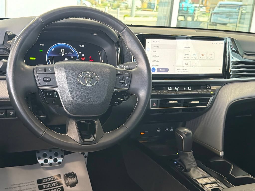 Used 2025 Toyota Camry SE w/ Multimedia Upgrade Package FWD image 32