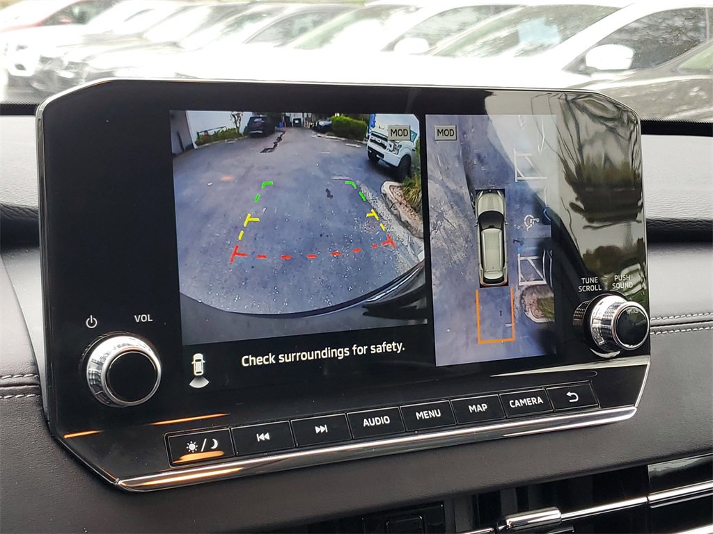 Used 2023 Mitsubishi Outlander SE image 29