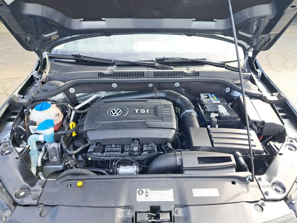 Used 2016 Volkswagen Jetta SEL image 27