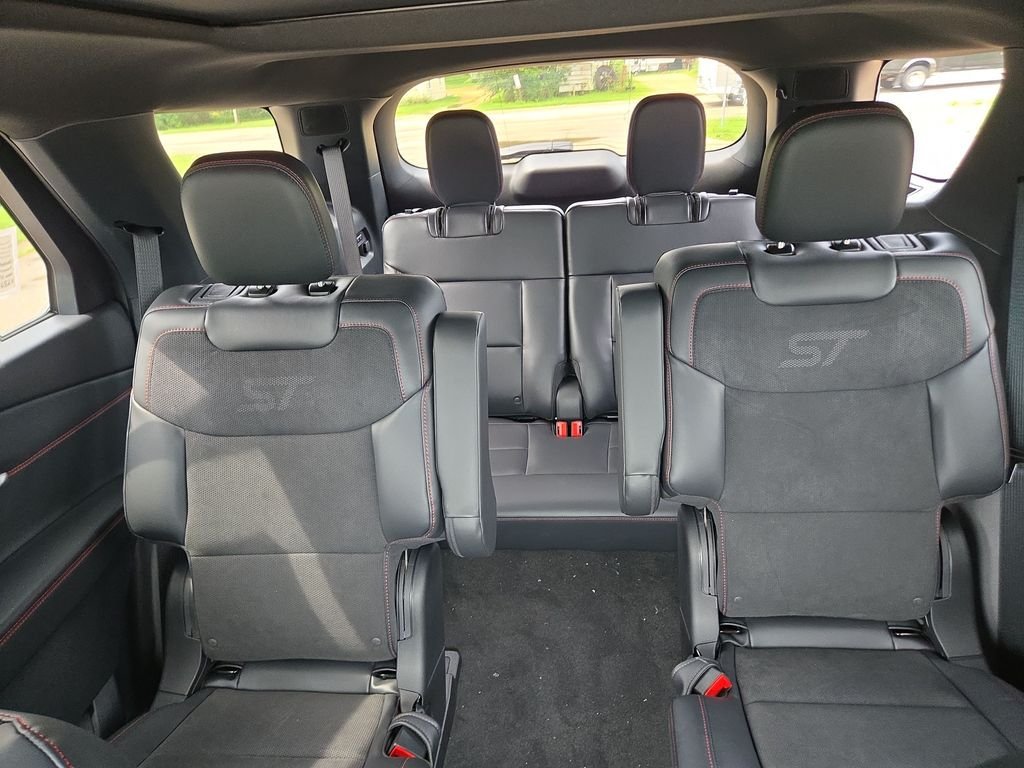 New 2026 Ford Explorer ST w/ Sun And Sound Package AWD/4WD image 19