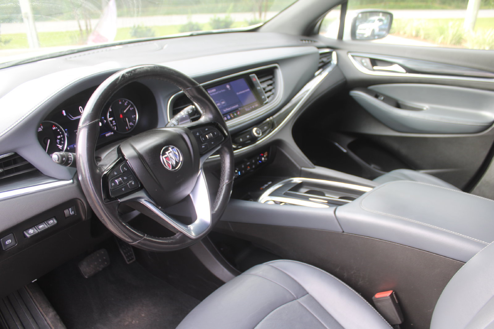 Used 2022 Buick Enclave Premium FWD image 26