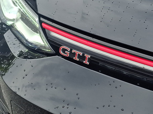 Used 2024 Volkswagen GTI Autobahn FWD image 31