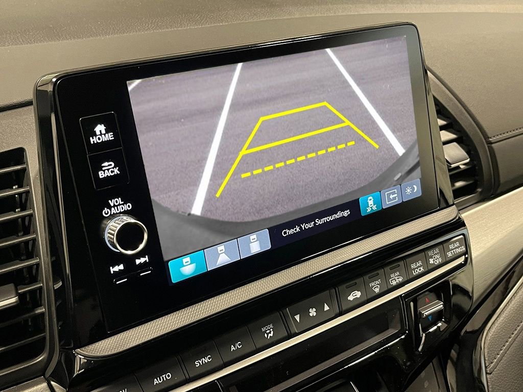 New 2026 Honda Odyssey Touring image 16