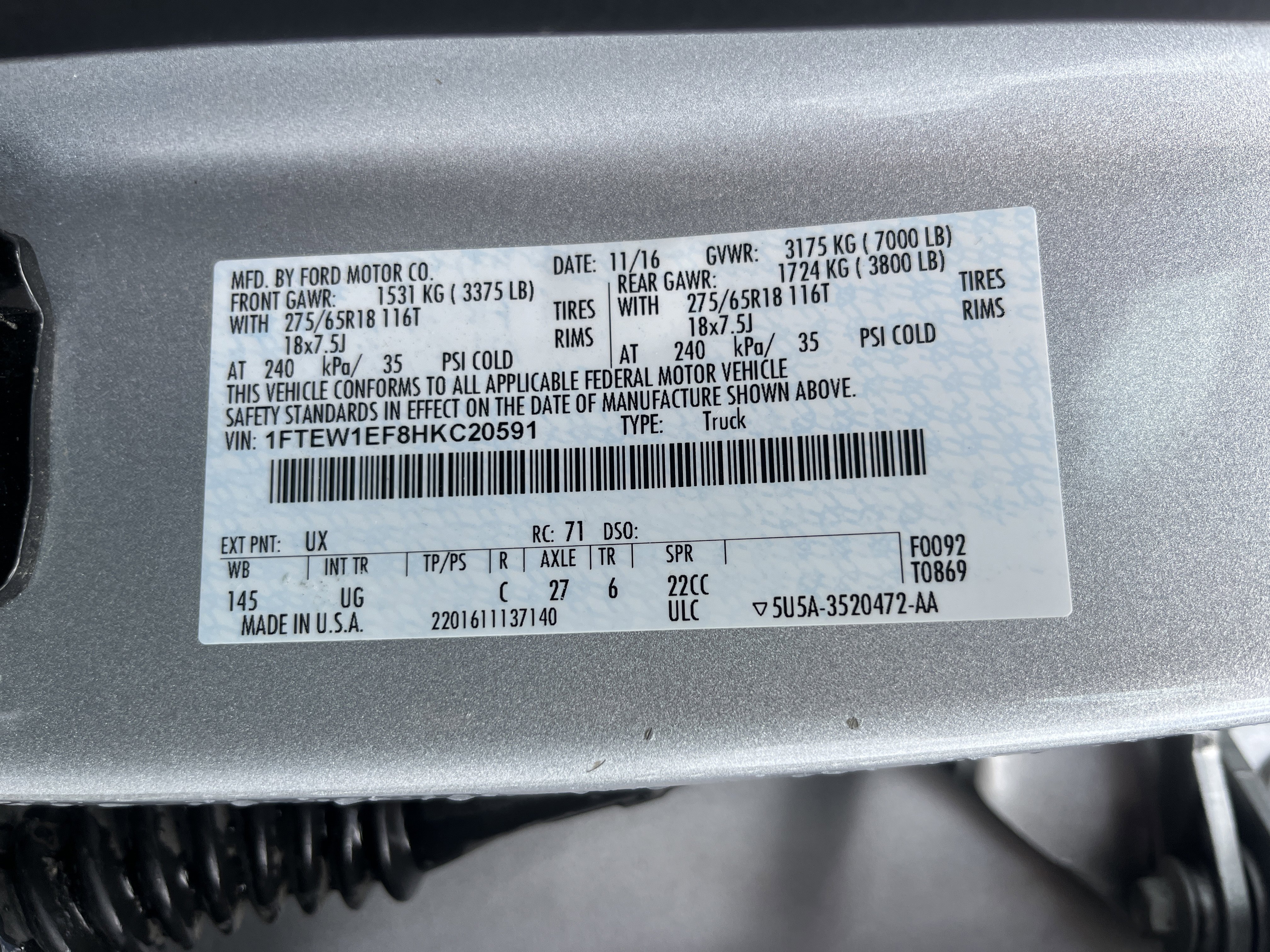 Used 2017 Ford F150 XLT w/ Equipment Group 302A Luxury image 4