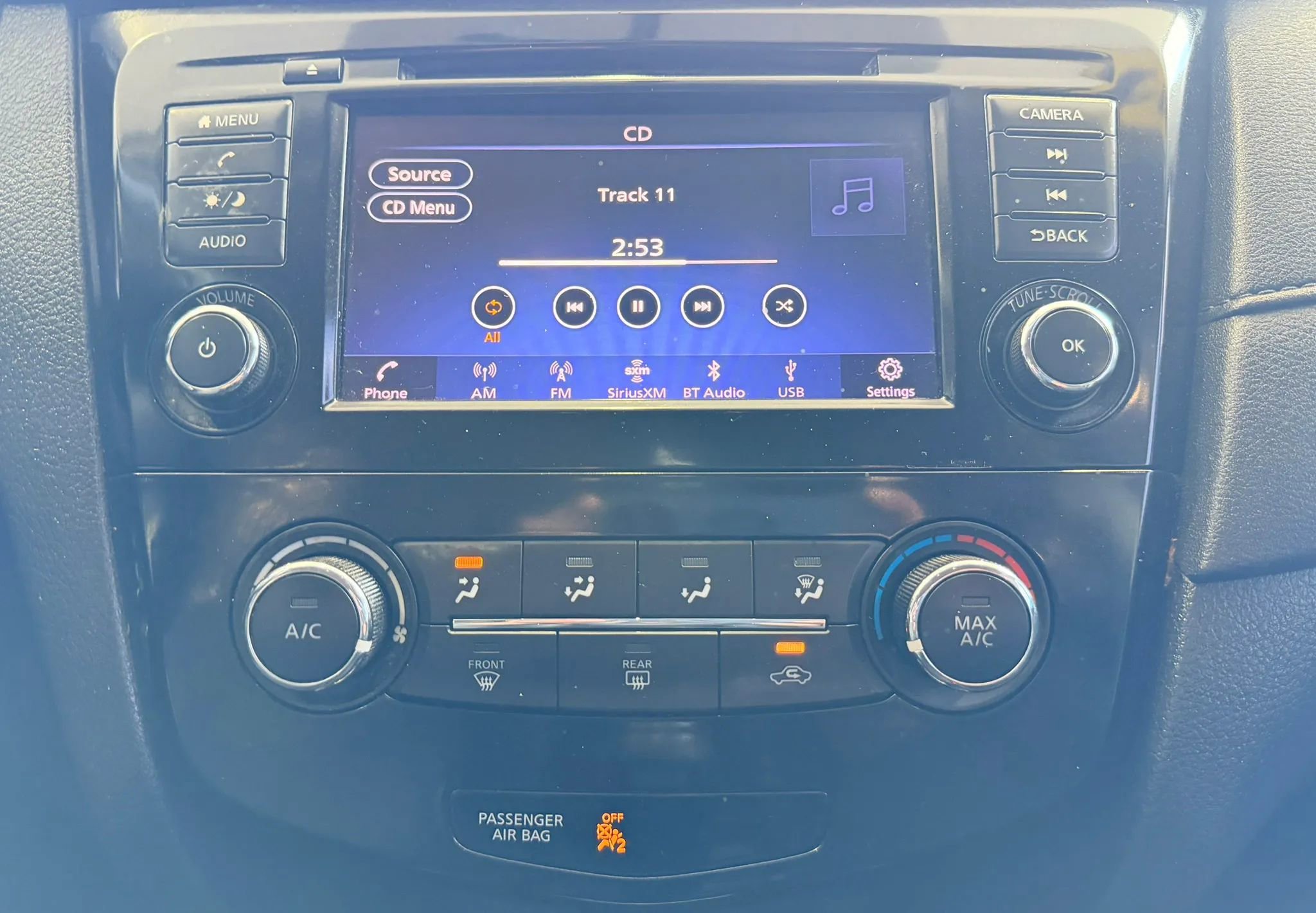 Used 2018 Nissan Rogue S AWD/4WD image 17