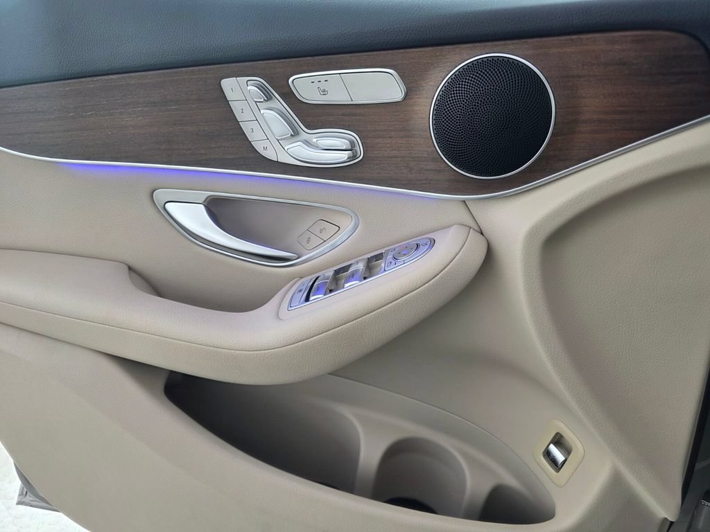 Certified 2020 Mercedes-Benz GLC 300 image 25