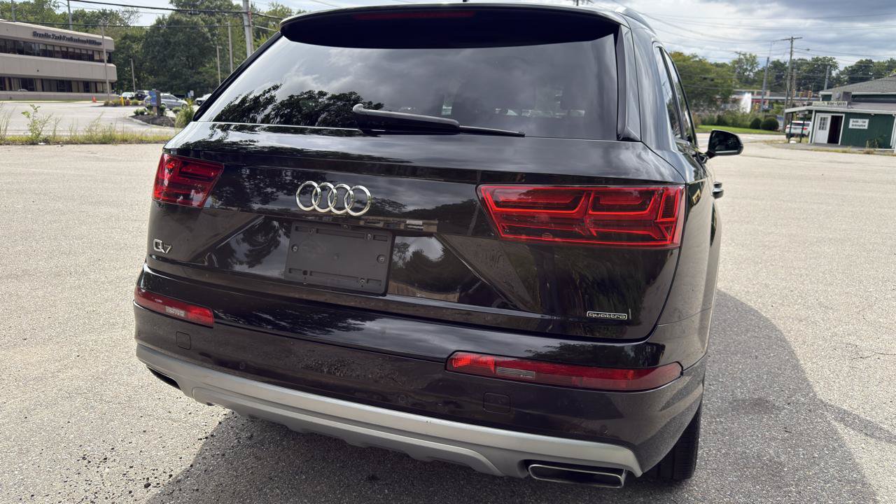 Used 2019 Audi Q7 3.0T Premium Plus w/ Premium Plus Package AWD/4WD image 11