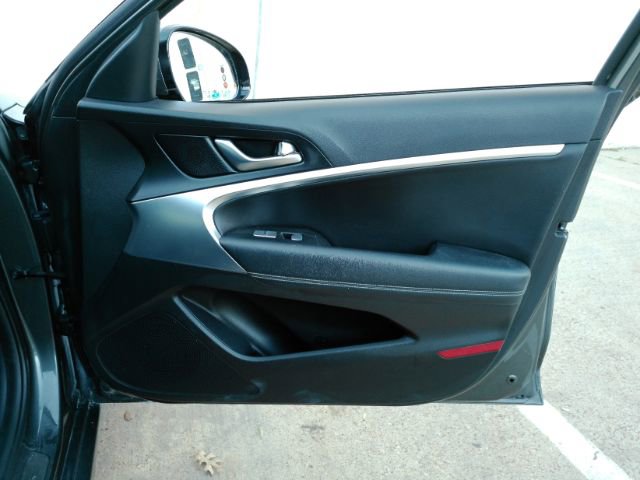 Used 2020 Genesis G70 2.0T image 20