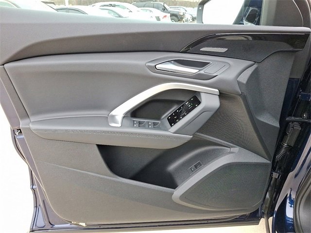 New 2025 Audi Q5 Premium Plus image 8