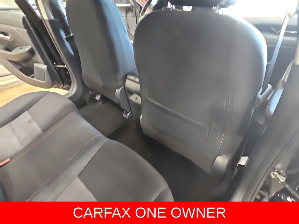 Used 2025 Nissan Sentra SR FWD image 12