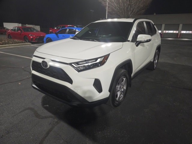 Used 2025 Toyota RAV4 LE image 3