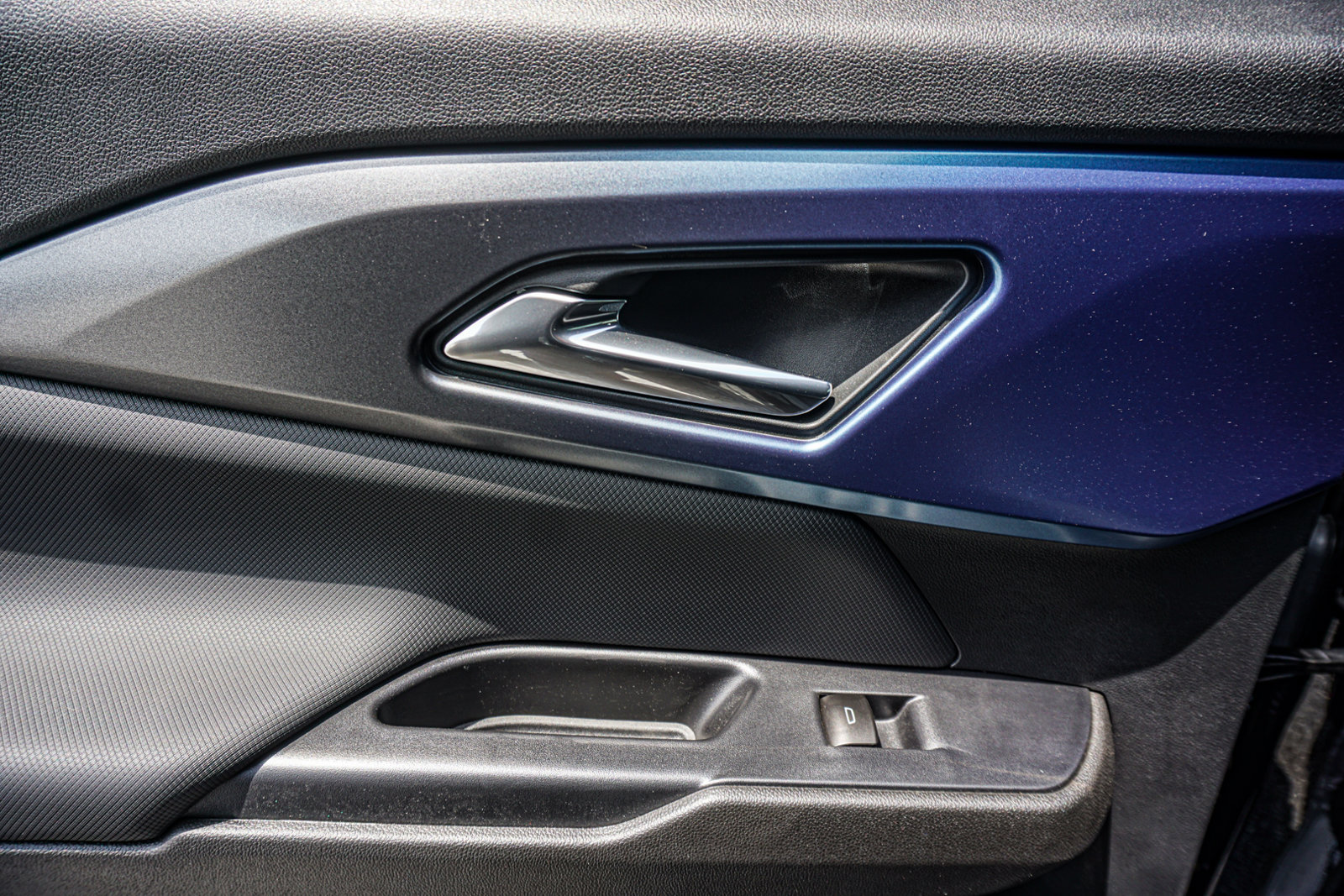 New 2026 Chevrolet Equinox EV LT FWD image 50