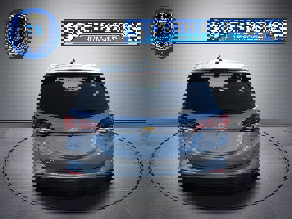 Used 2024 Chevrolet Equinox LS image 4