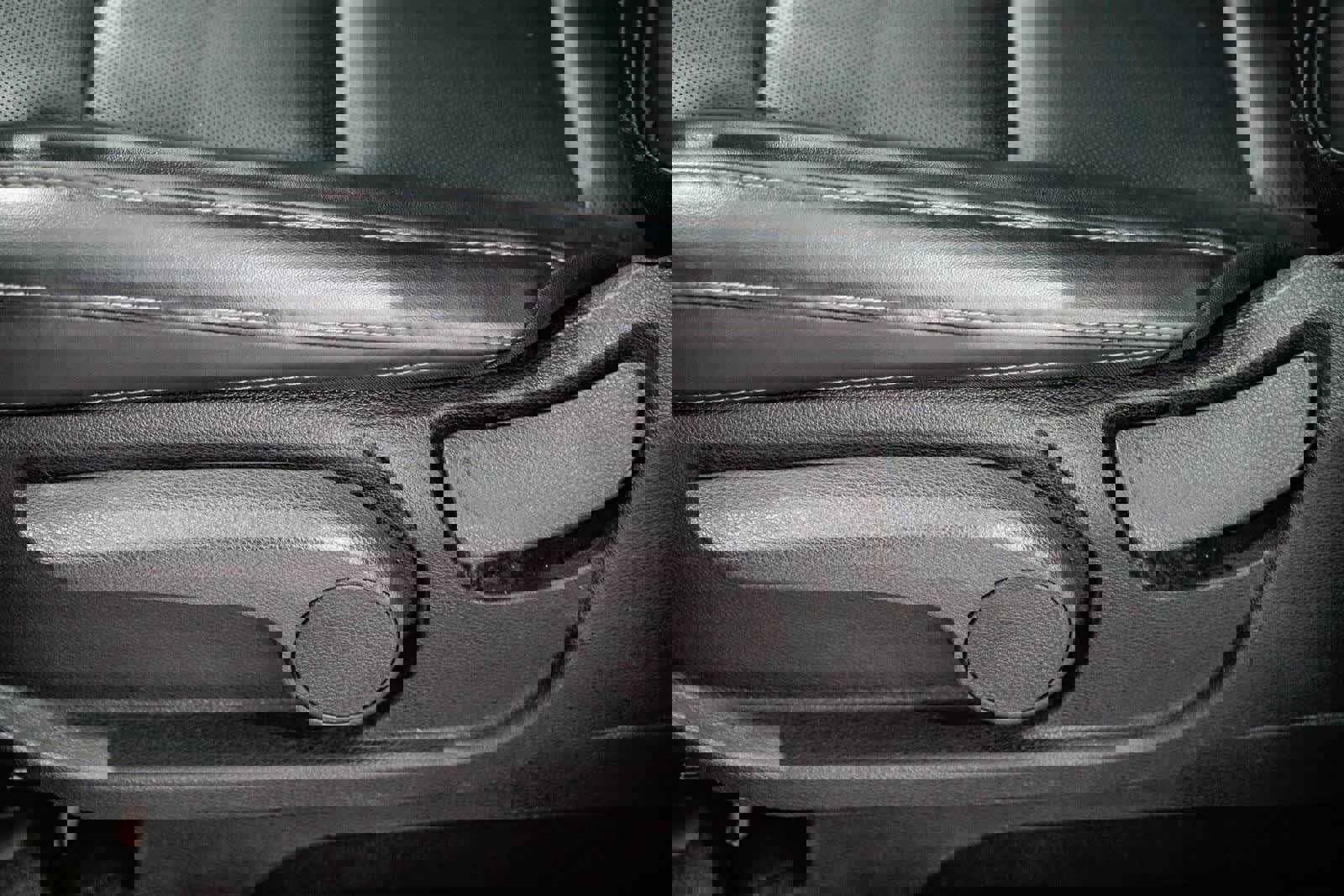 Used 2021 Kia Telluride LX image 19