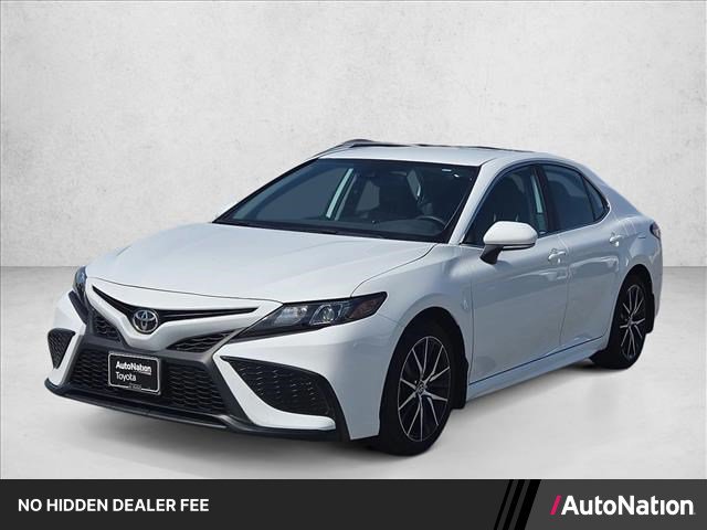 Used 2024 Toyota Camry SE w/ Convenience Package