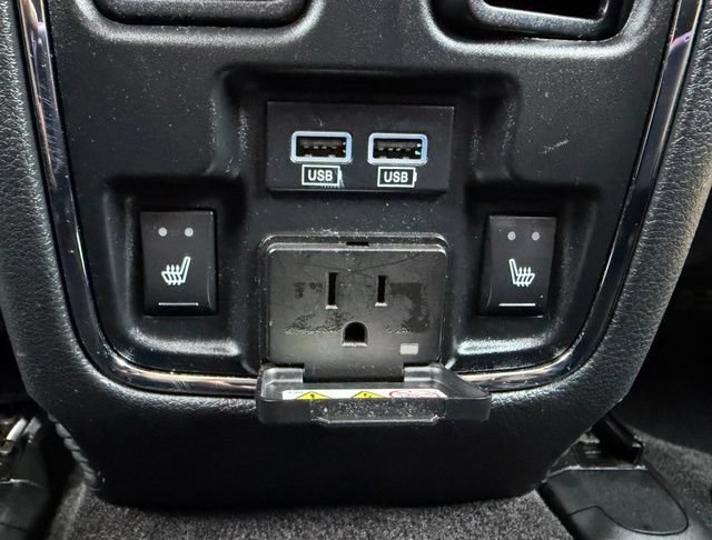 Used 2015 Dodge Durango Limited w/ Nav & Power Liftgate Group AWD/4WD image 12