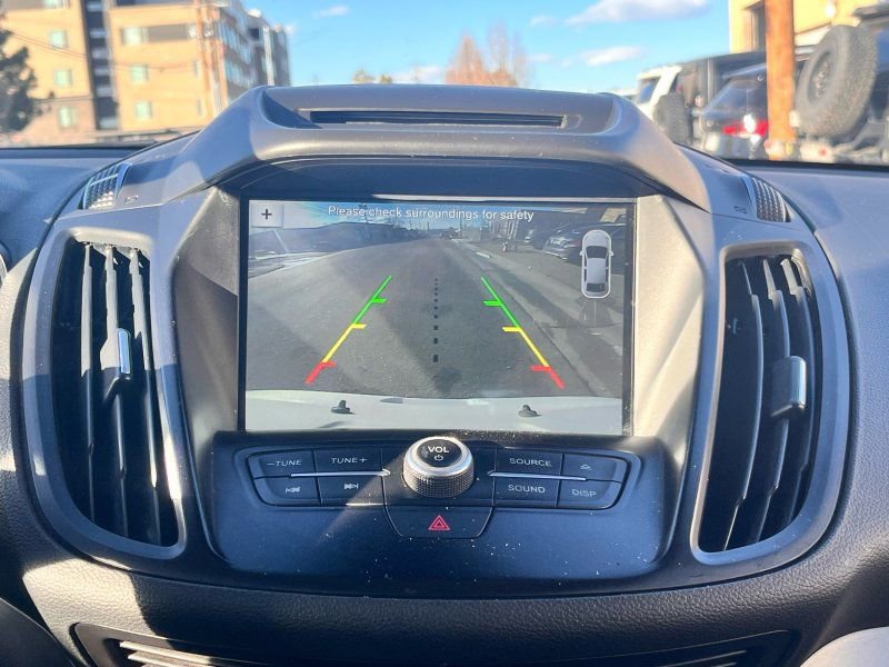 Used 2018 Ford Escape SEL w/ Ford Safe & Smart Package image 27