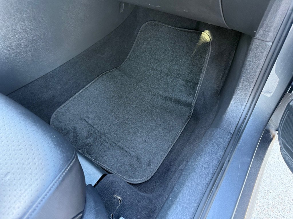 Used 2021 Volkswagen Passat 2.0T SE FWD image 22