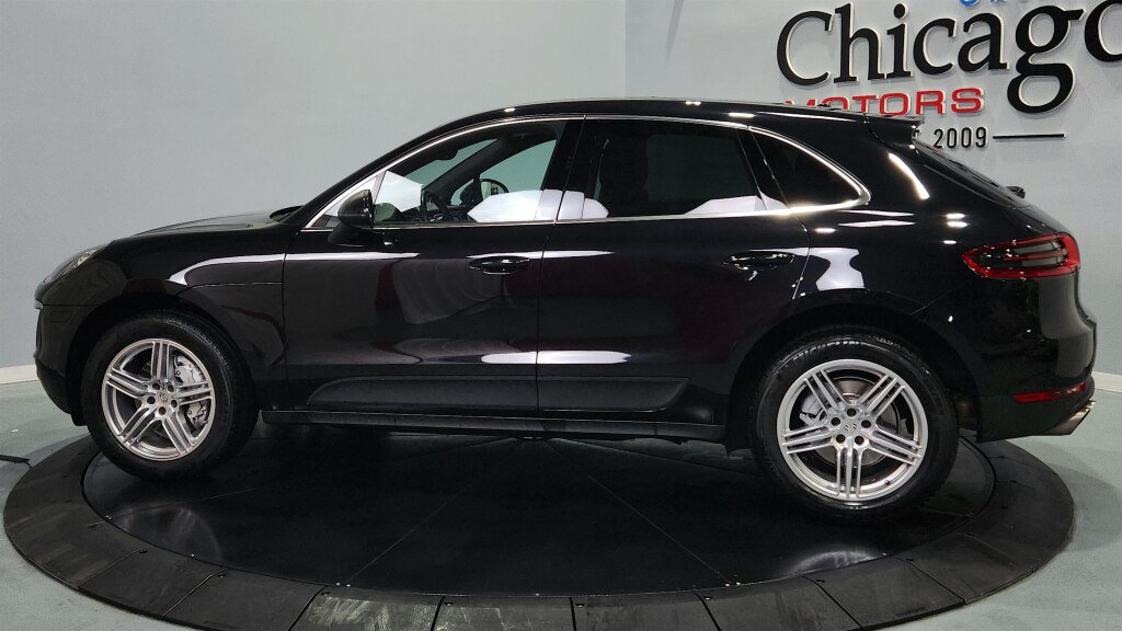 Used 2017 Porsche Macan S AWD/4WD image 7