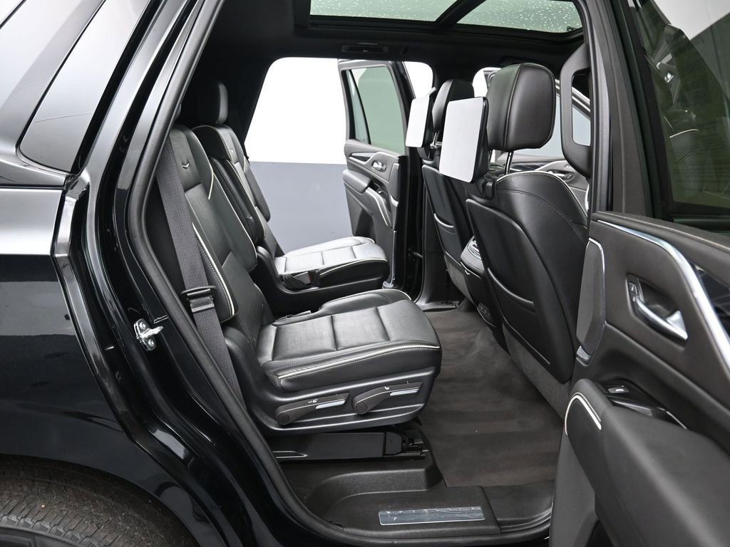 Used 2023 Cadillac Escalade Sport AWD/4WD image 40