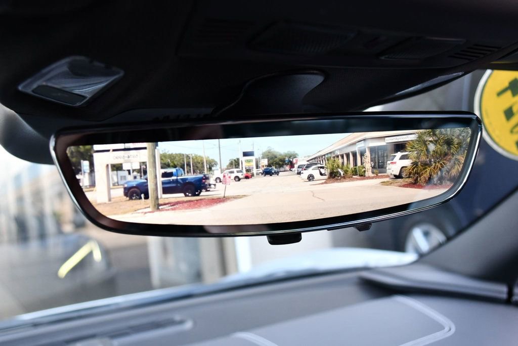 Used 2024 Chevrolet Corvette Stingray Coupe w/ Chrome Exterior Badge Package RWD image 32