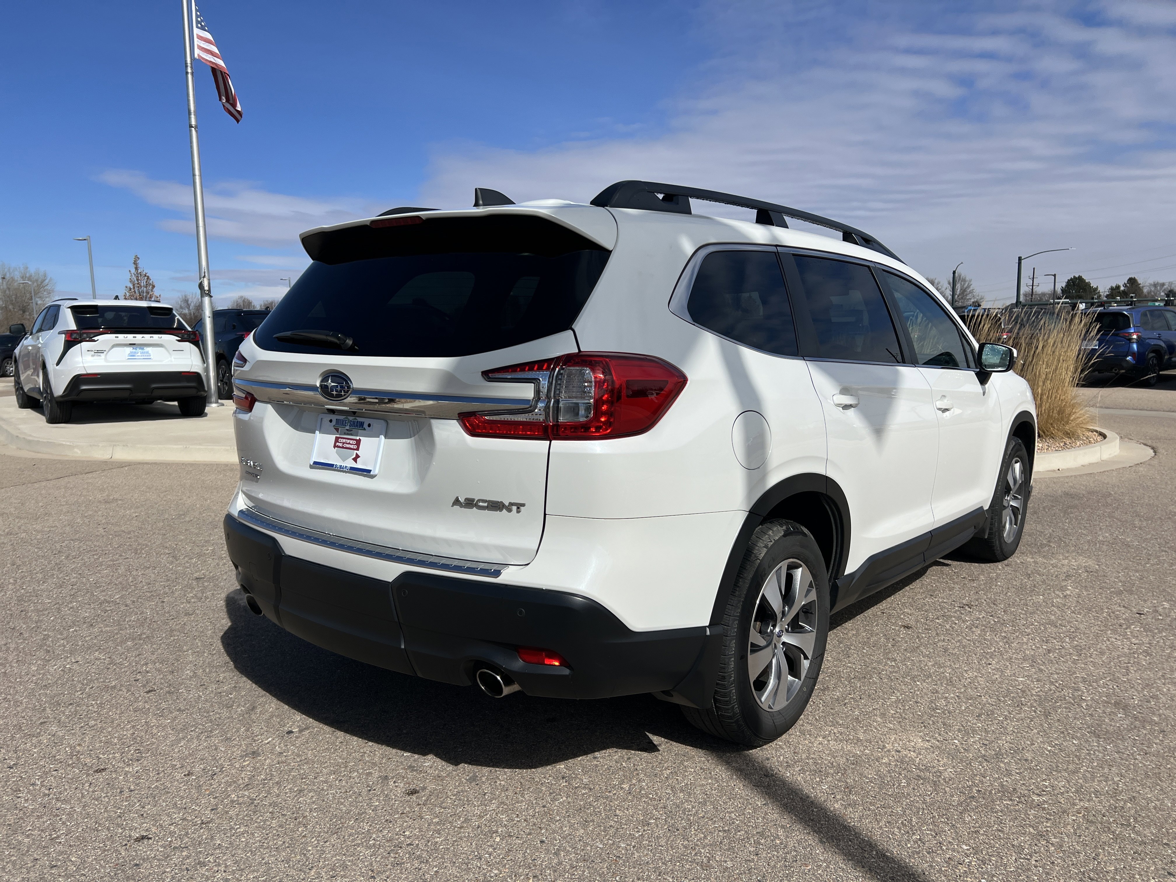Used 2023 Subaru Ascent Premium w/ Convenience Package image 10