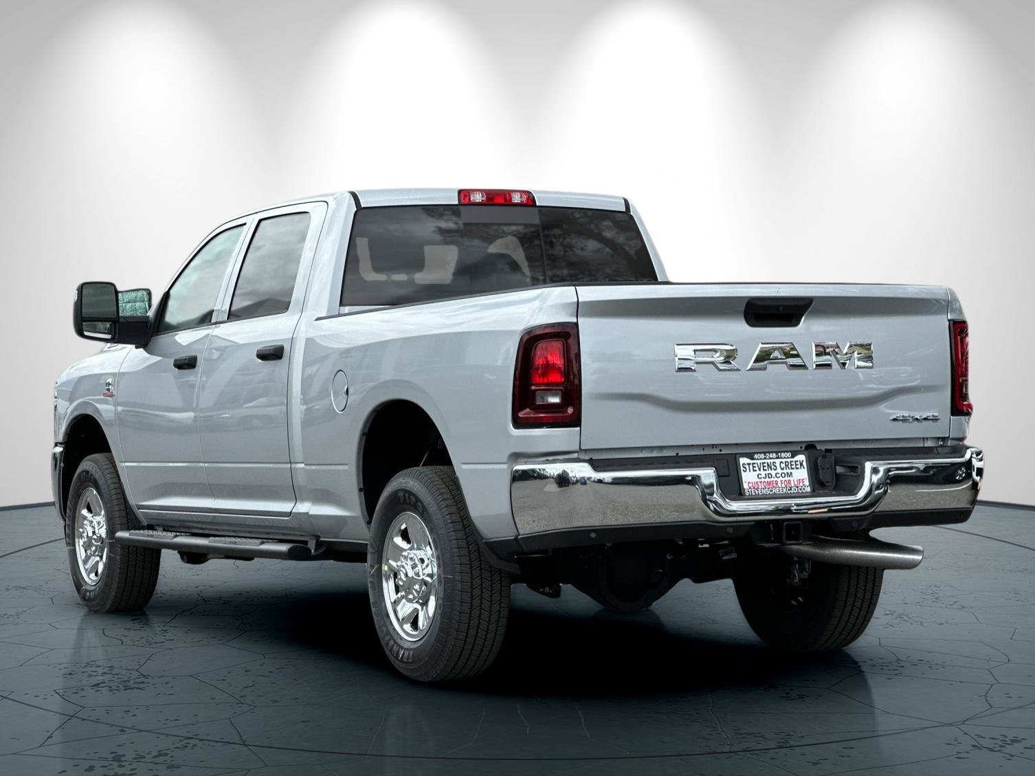 New 2026 RAM 3500 Tradesman AWD/4WD image 6