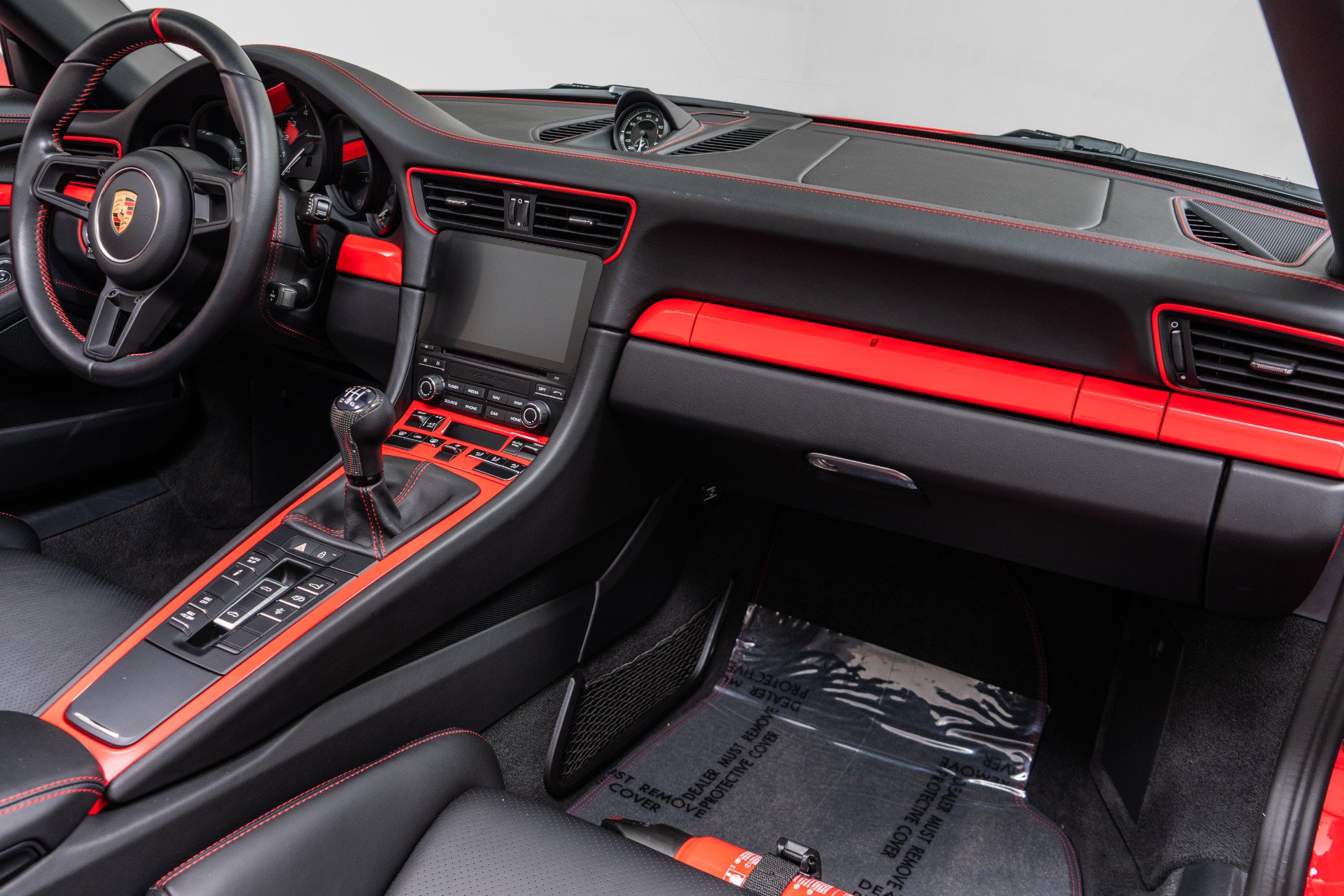 Used 2019 Porsche 911 Speedster RWD image 13