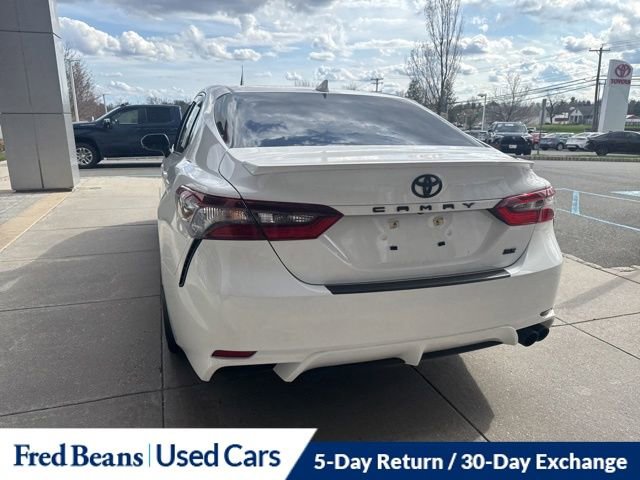 Used 2024 Toyota Camry SE w/ Cold Weather Package image 12