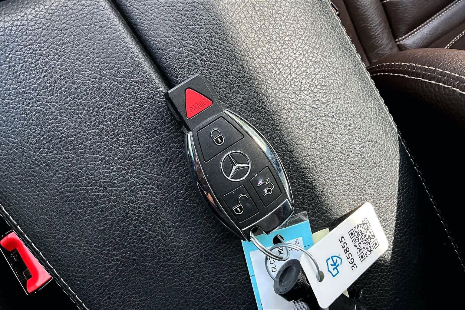 Used 2017 Mercedes-Benz GLC 300 4MATIC image 15