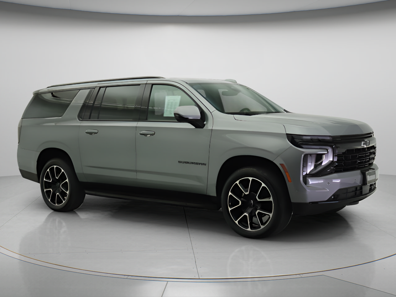 Used 2026 Chevrolet Suburban RST RWD image 33