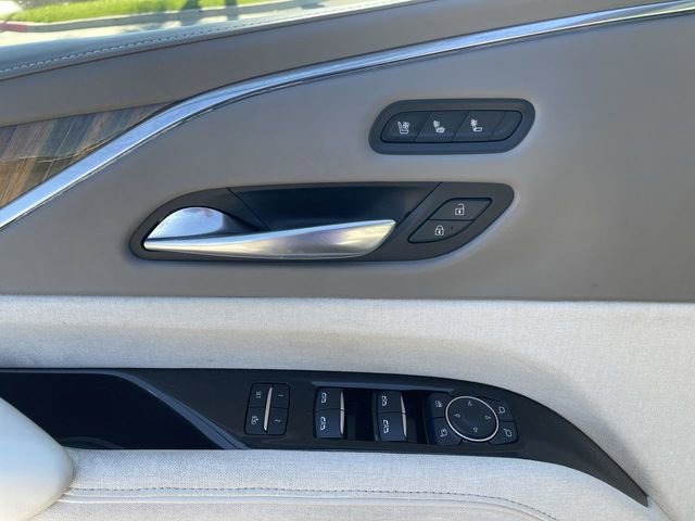 Used 2021 Cadillac Escalade ESV Sport Platinum AWD/4WD image 24