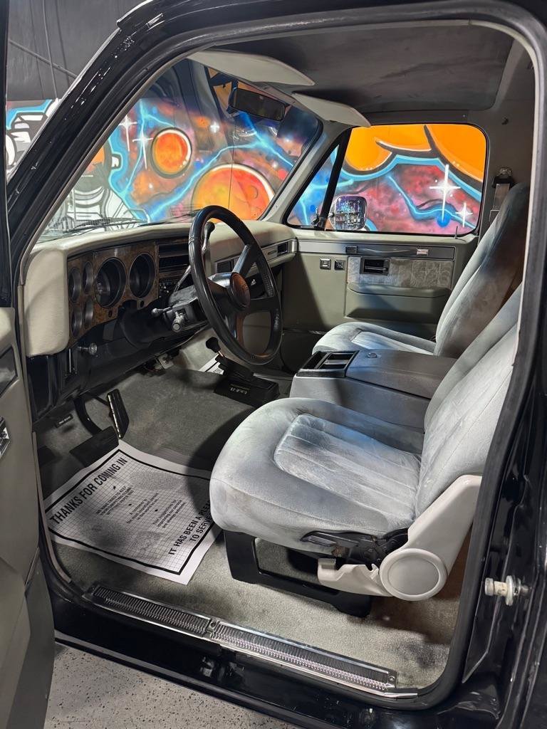 Used 1991 GMC Jimmy 4WD image 8