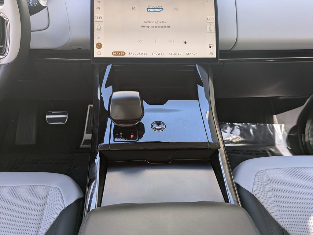 Used 2024 Land Rover Range Rover Sport AWD/4WD image 21