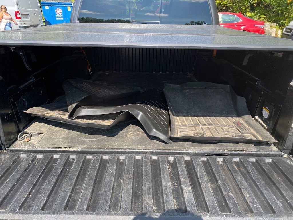 Used 2018 Toyota Tacoma TRD Off-Road w/ Technology Package AWD/4WD image 26