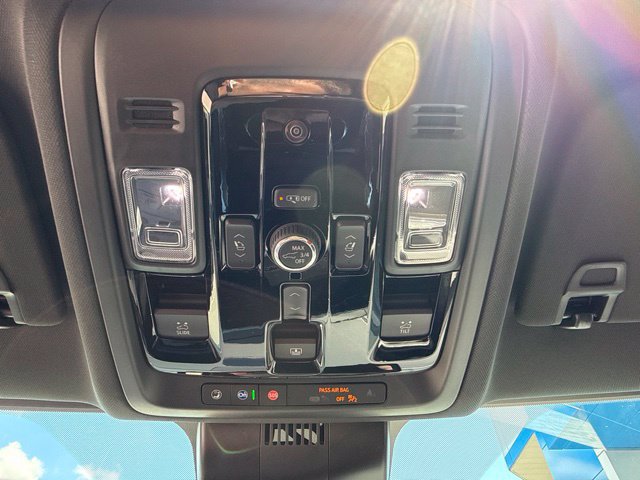 New 2026 Chevrolet Tahoe Premier w/ Sun And Tow Package AWD/4WD image 31