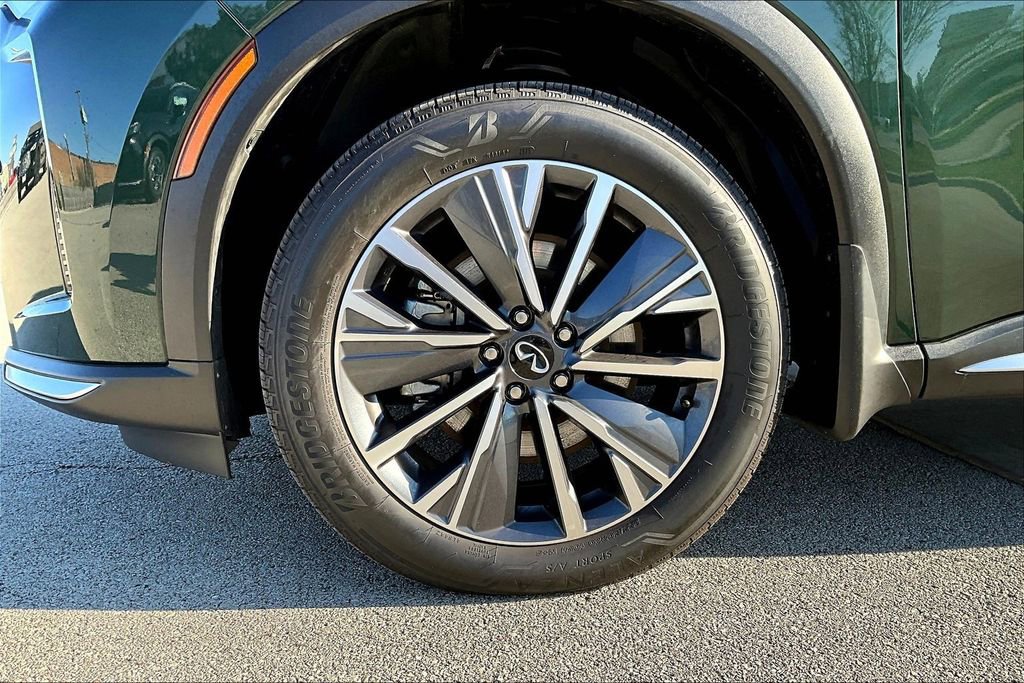 Certified 2026 INFINITI QX60 Luxe w/ Cargo Package AWD/4WD image 10