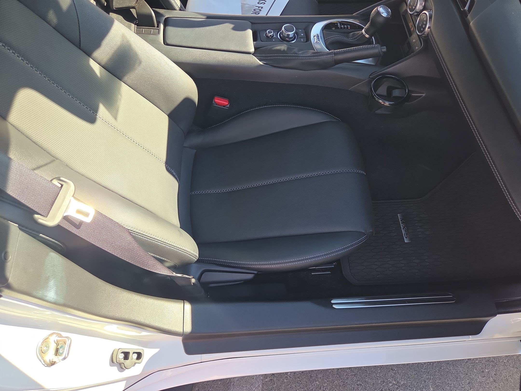 Used 2023 MAZDA MX-5 Miata Grand Touring w/ Weather Package RWD image 26