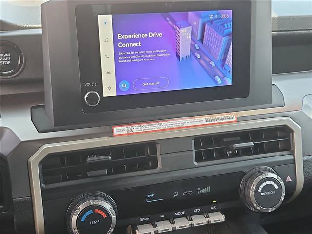 Certified 2025 Toyota Tacoma SR5 AWD/4WD image 19