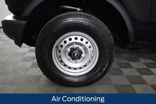 New 2026 Ford Bronco Base image 17