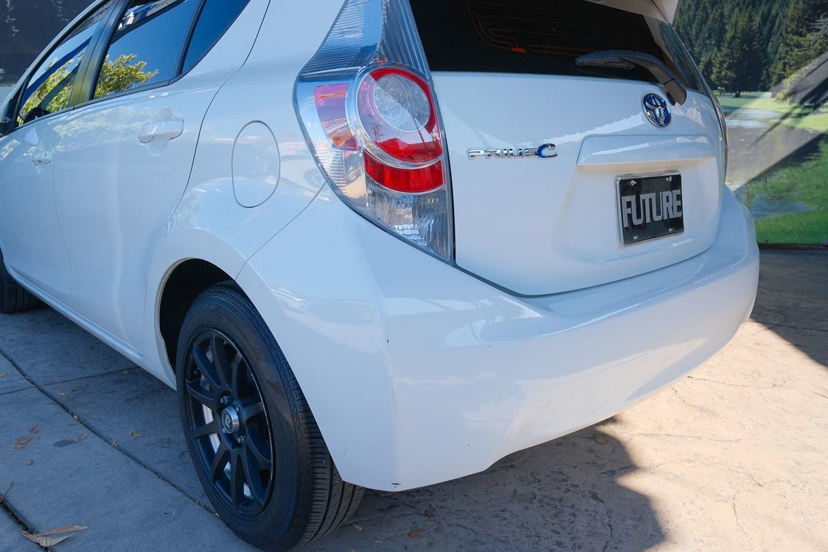 Used 2014 Toyota Prius C Three FWD image 41