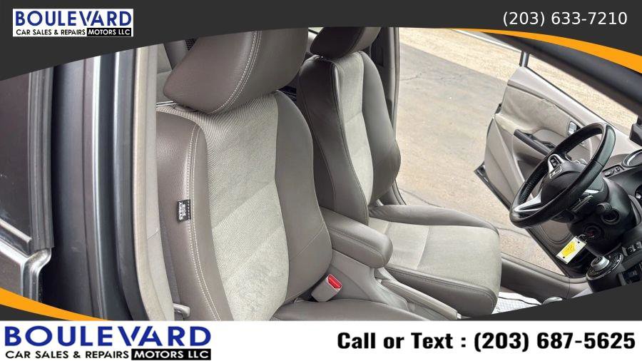 Used 2013 Honda Insight EX image 34