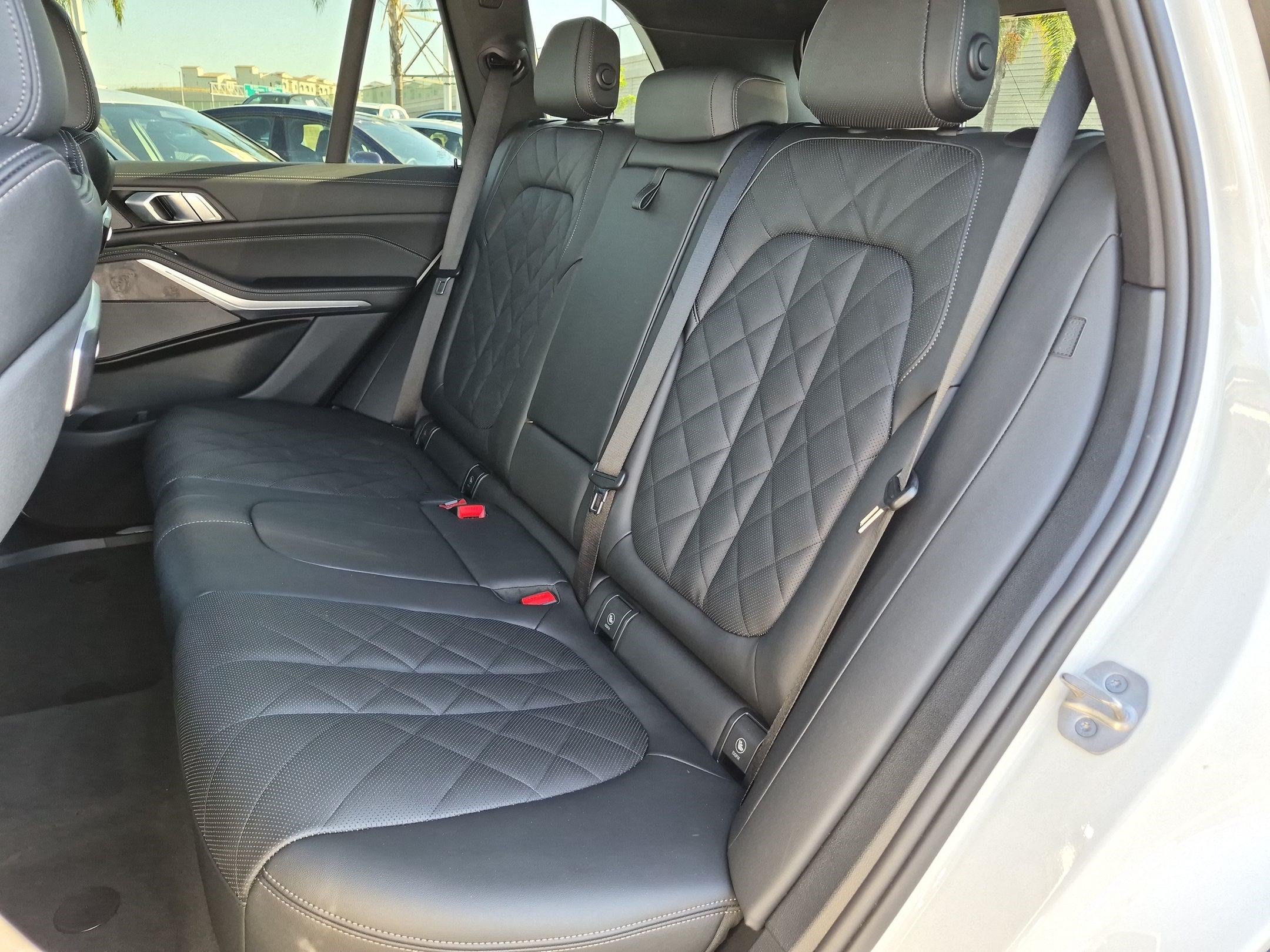 Used 2026 BMW X5 xDrive40i w/ Premium Package AWD/4WD image 31
