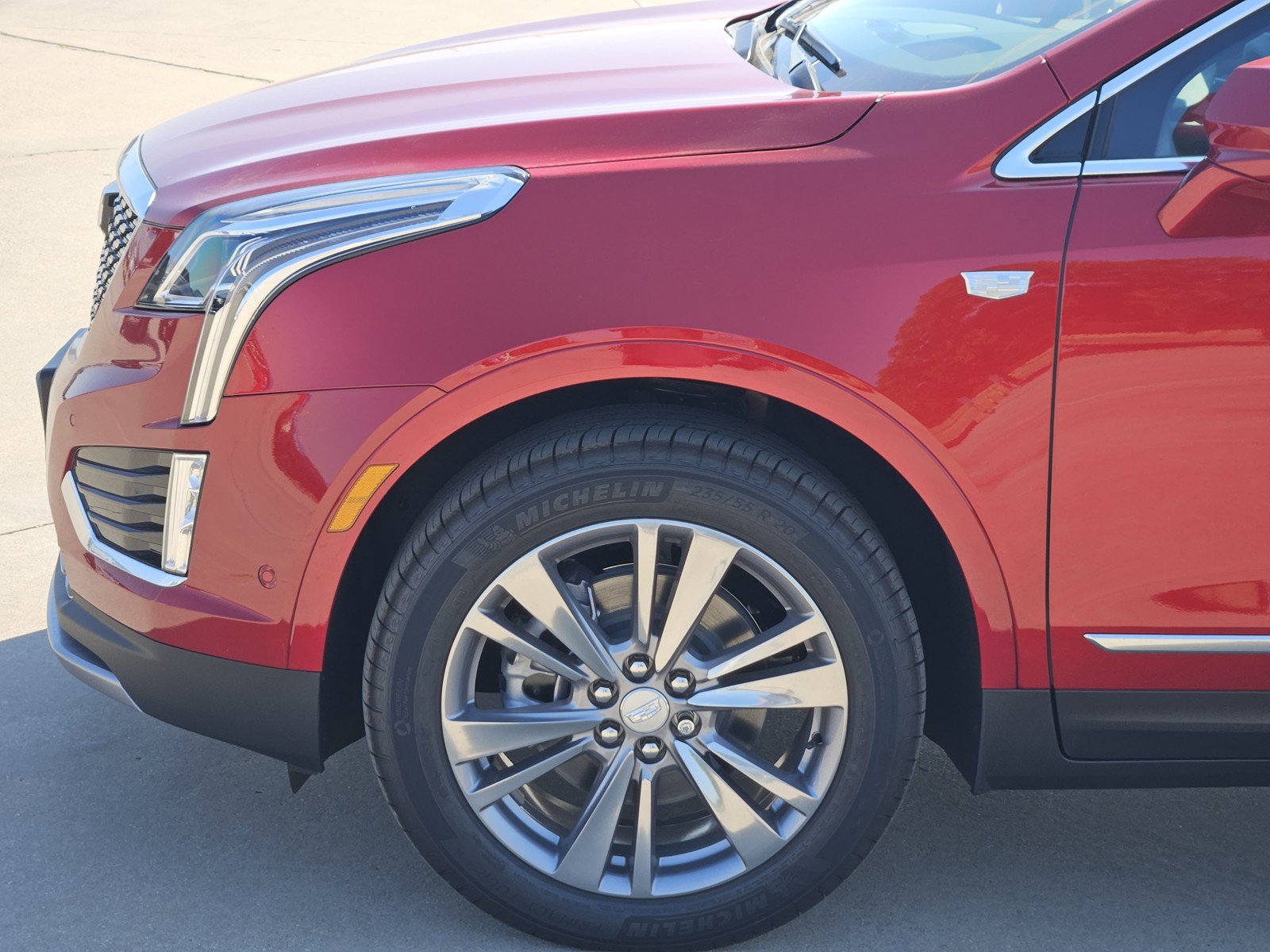 New 2026 Cadillac XT5 Premium Luxury w/ Driver Assist Package FWD image 6