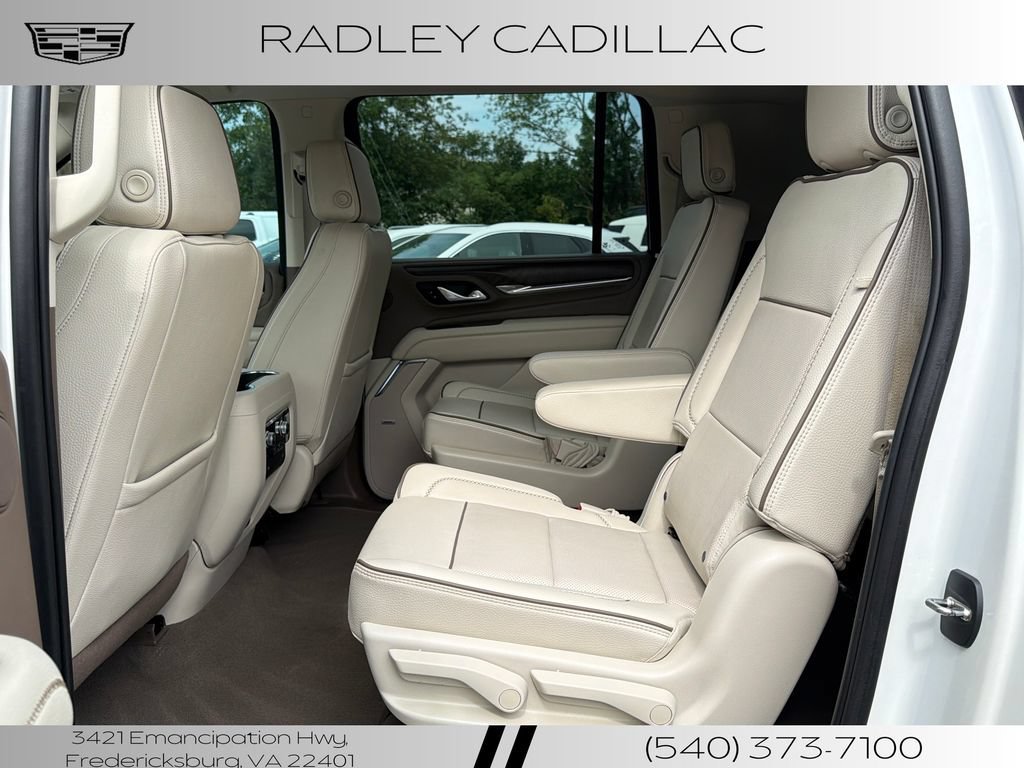Used 2022 GMC Yukon XL Denali AWD/4WD image 10