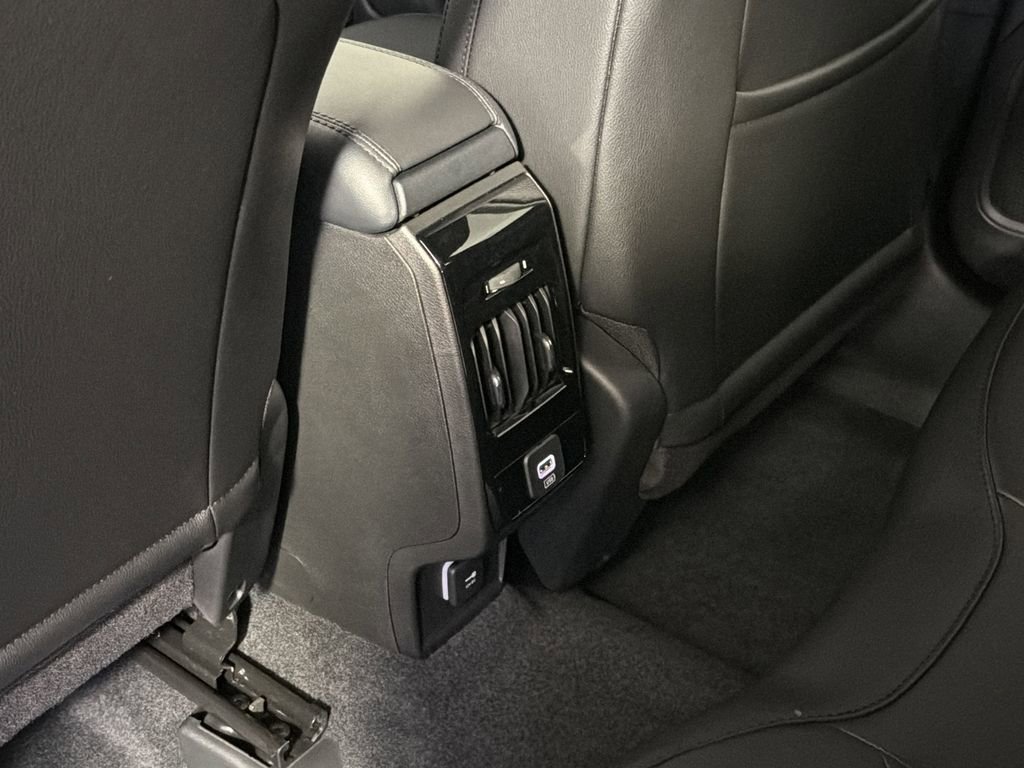 New 2026 Jeep Compass Limited image 30