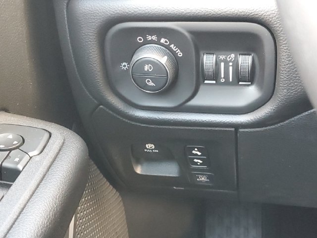 New 2026 RAM 1500 Big Horn AWD/4WD image 19