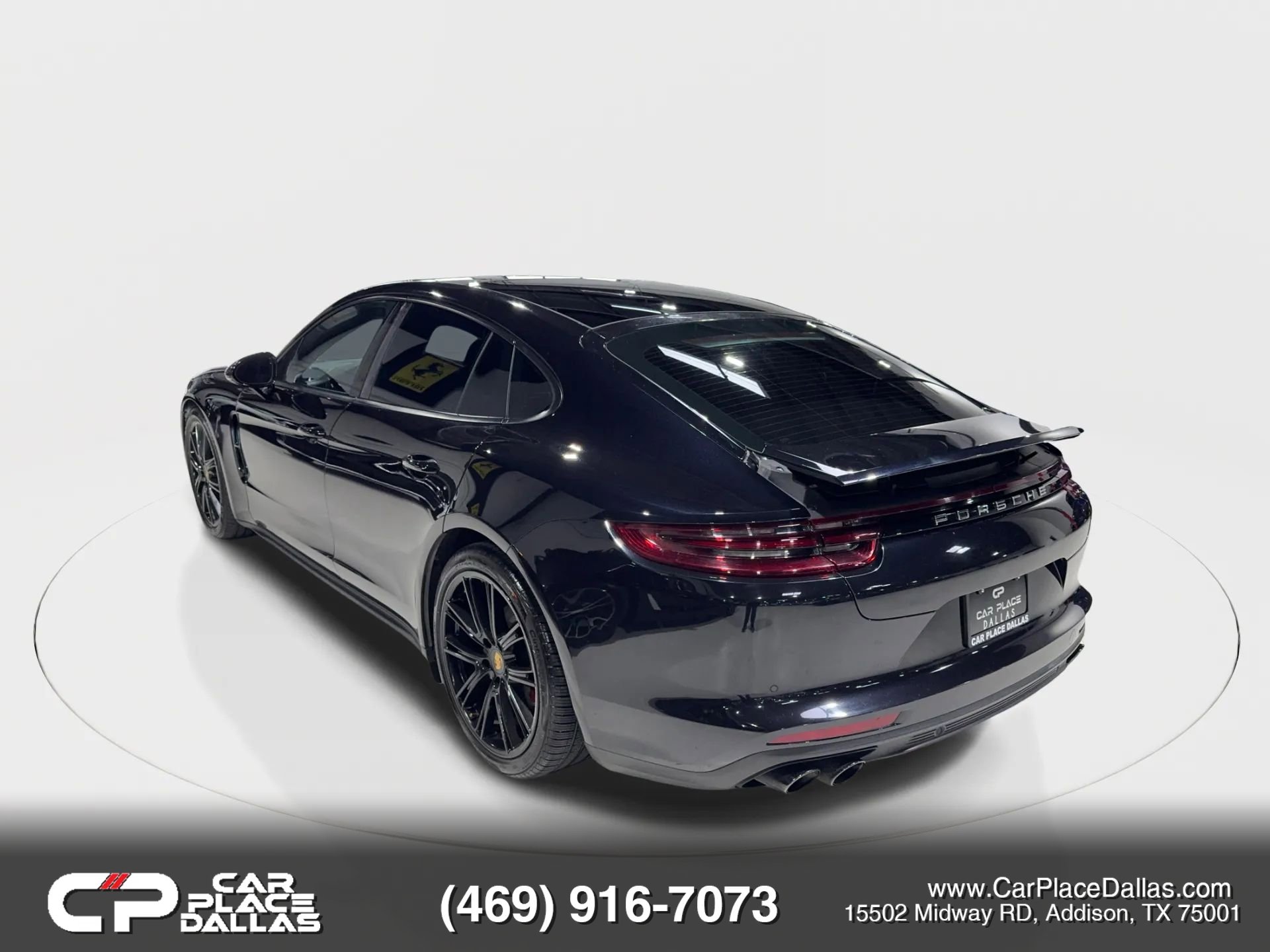 Used 2018 Porsche Panamera 4 image 8